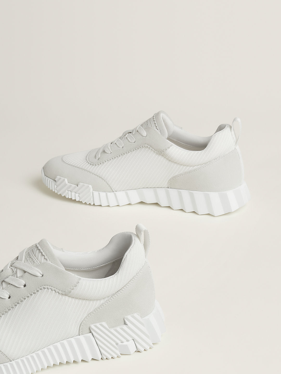 Hermès Bouncing sneaker in Blanc – detail view