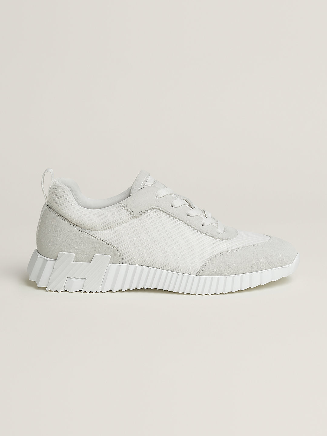 Hermès Bouncing sneaker in Blanc – side view