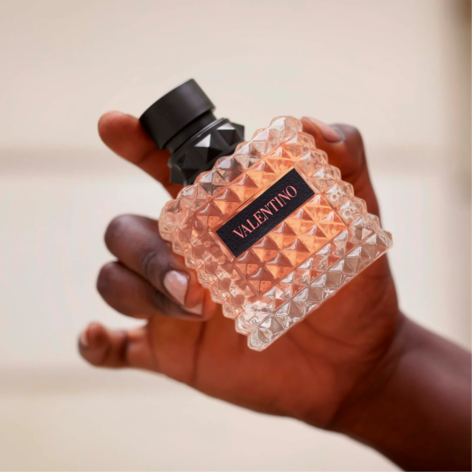 Valentino Born In Roma Coral Fantasy Donna Eau de Parfum for Women — image 1