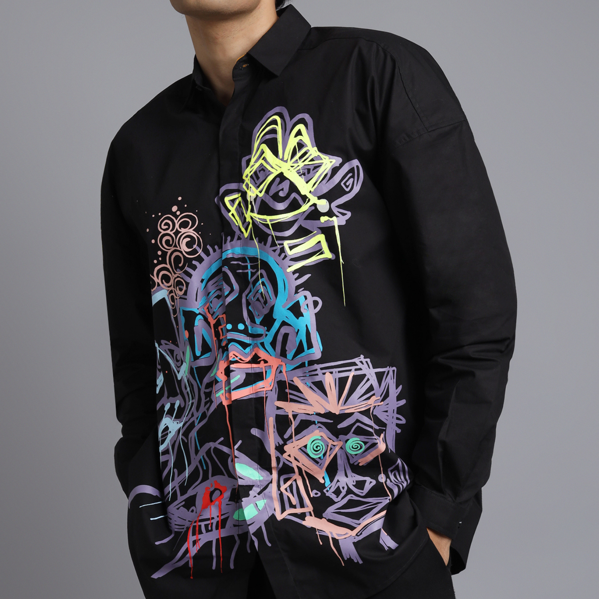 Diversity 2.1 Shirt (Black) by HUEMN