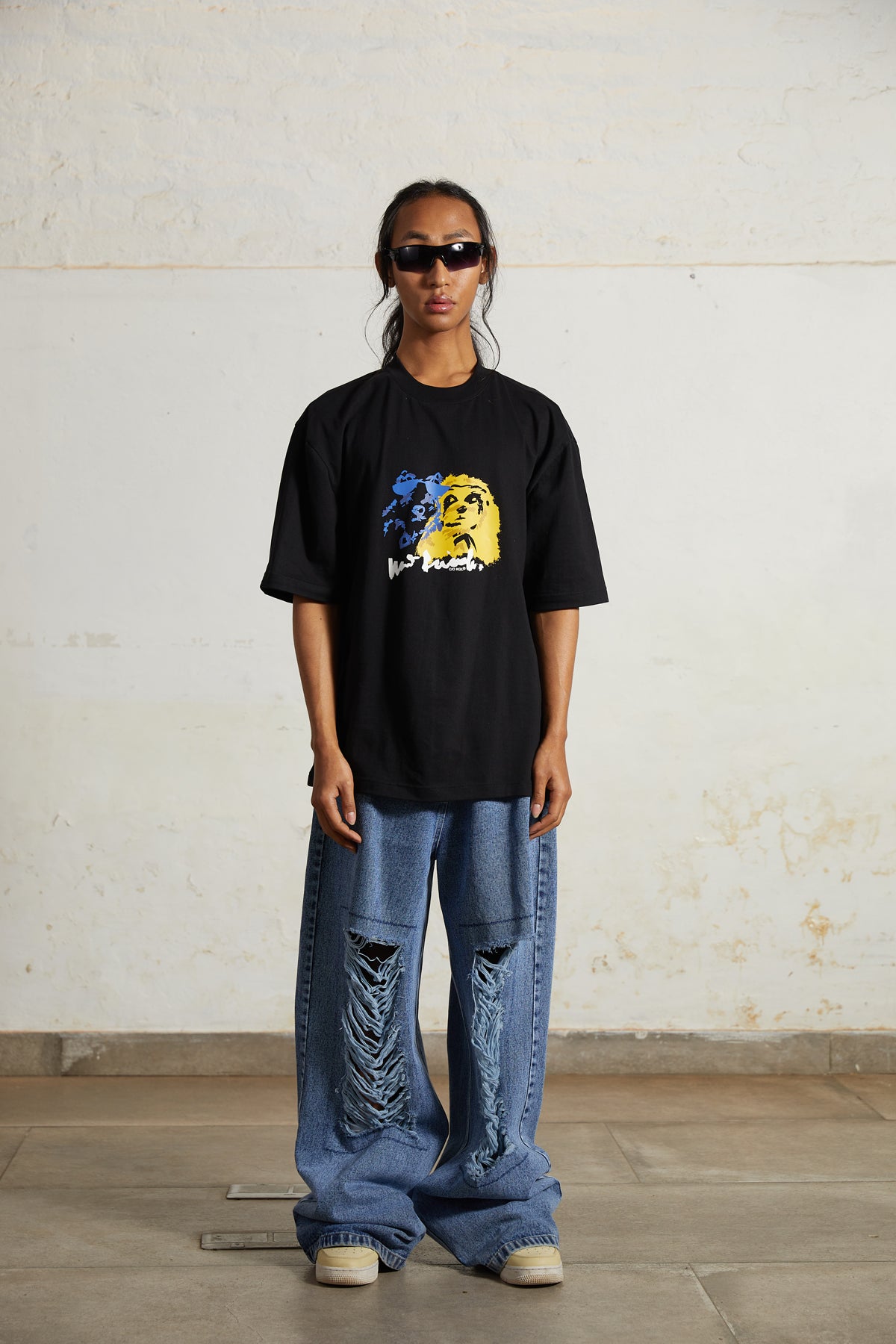 'New Friends' tee by Kilogram