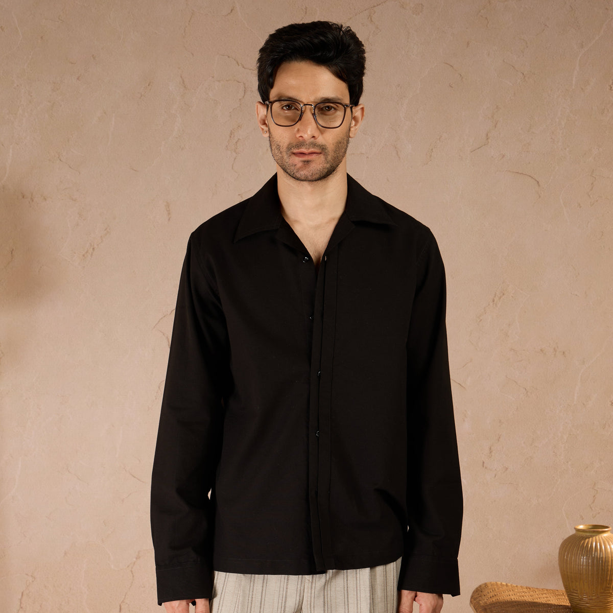HALF PLACKET COTTON OXFORD SHIRT - BLACK by Warping Theories