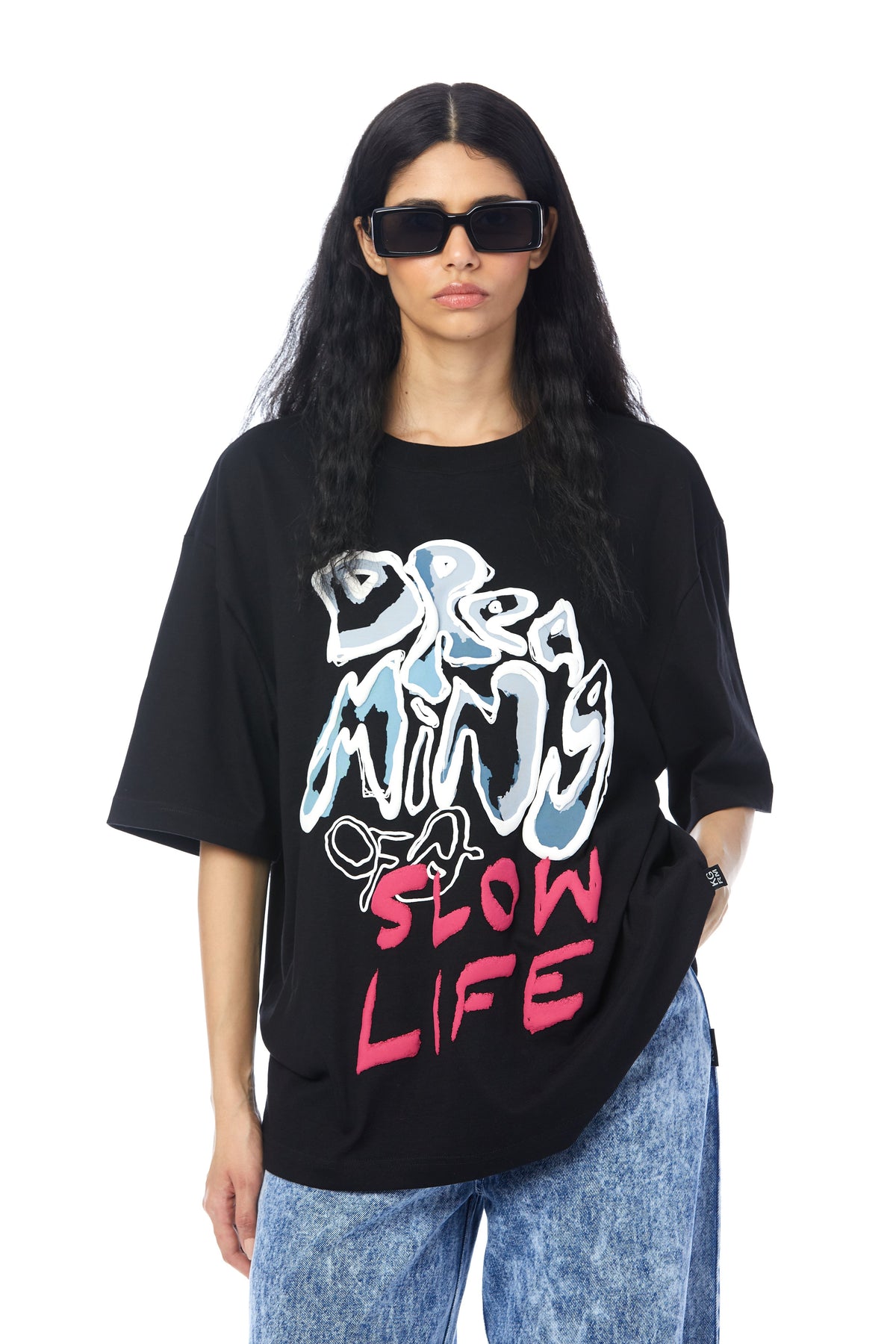 DREAMING OF A SLOW LIFE TEE by Kilogram
