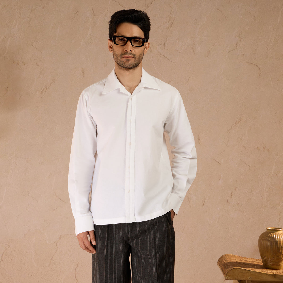HALF PLACKET COTTON OXFORD SHIRT - WHITE by Warping Theories