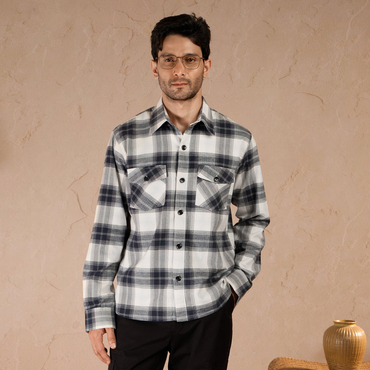 COTTON LIGHTWEIGHT FLANNEL SHIRT - NAVY by Warping Theories
