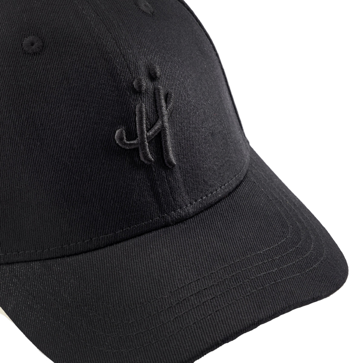'The black signature’ cap by HUMBLEHEADS