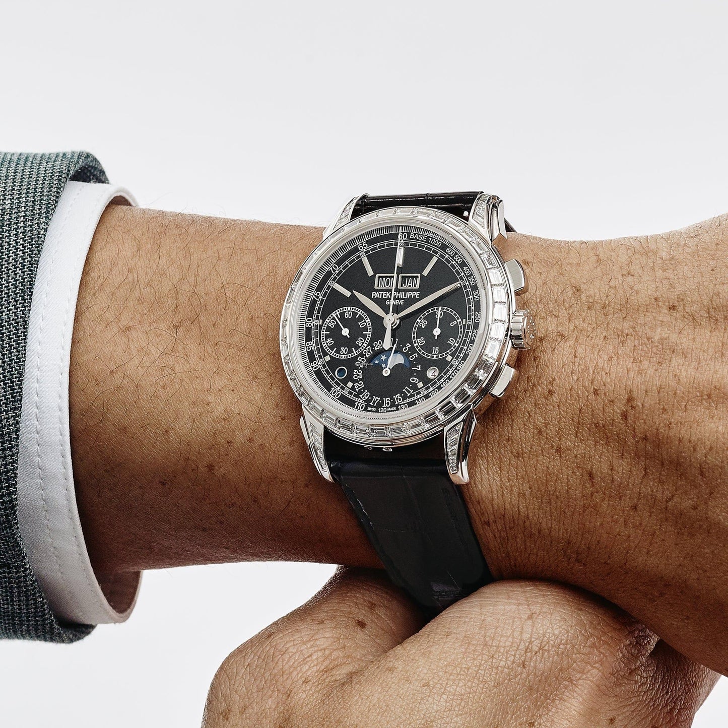 Patek Philippe 5271P-001 Perpetual Calendar Chronograph Platinum Baguette Watch