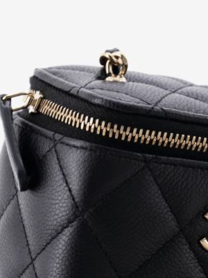 CHANEL Pre-Owned Tiny CC Link Vanity Case – Black Quilted Caviar