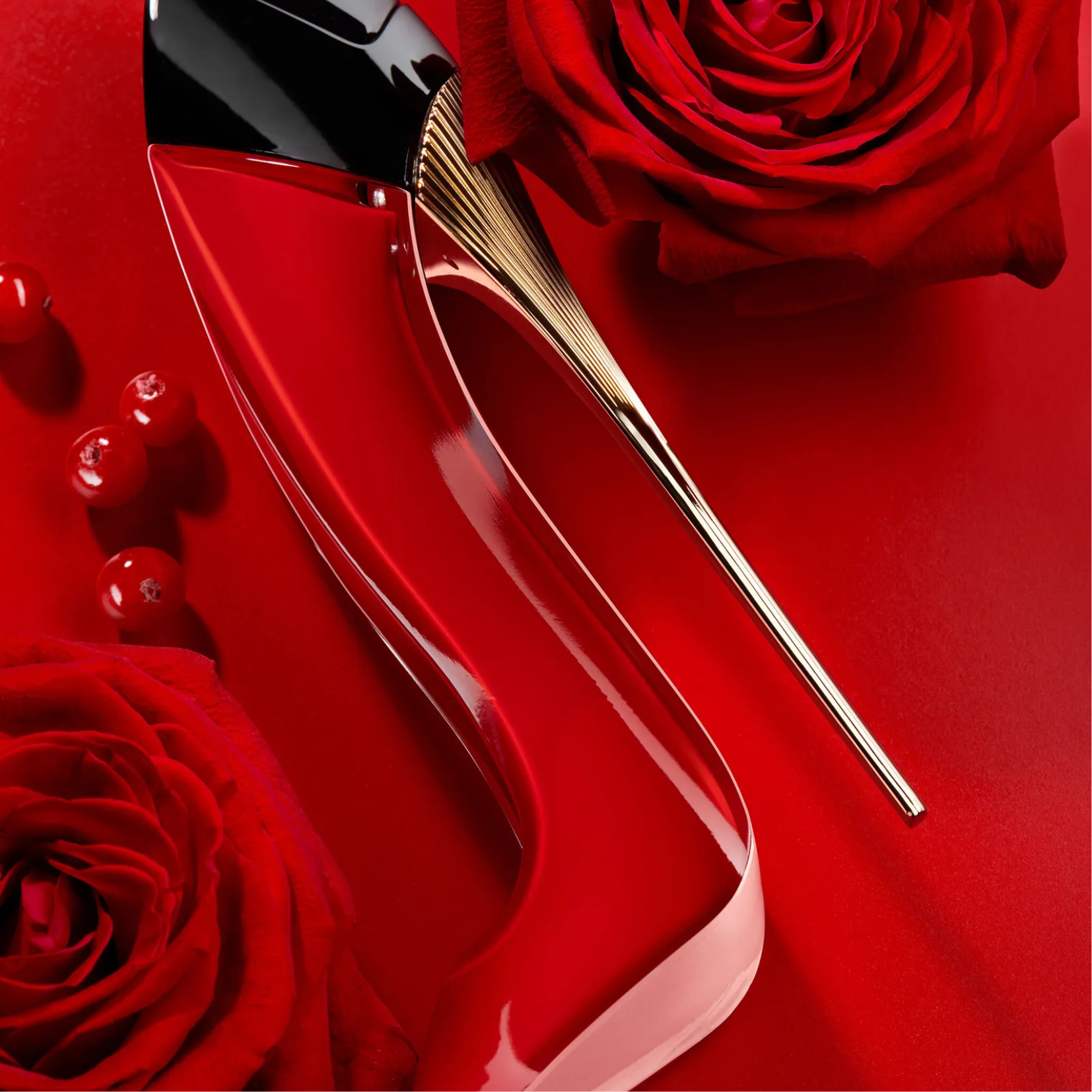 Carolina Herrera Very Good Girl Eau de Parfum for Women — image 1