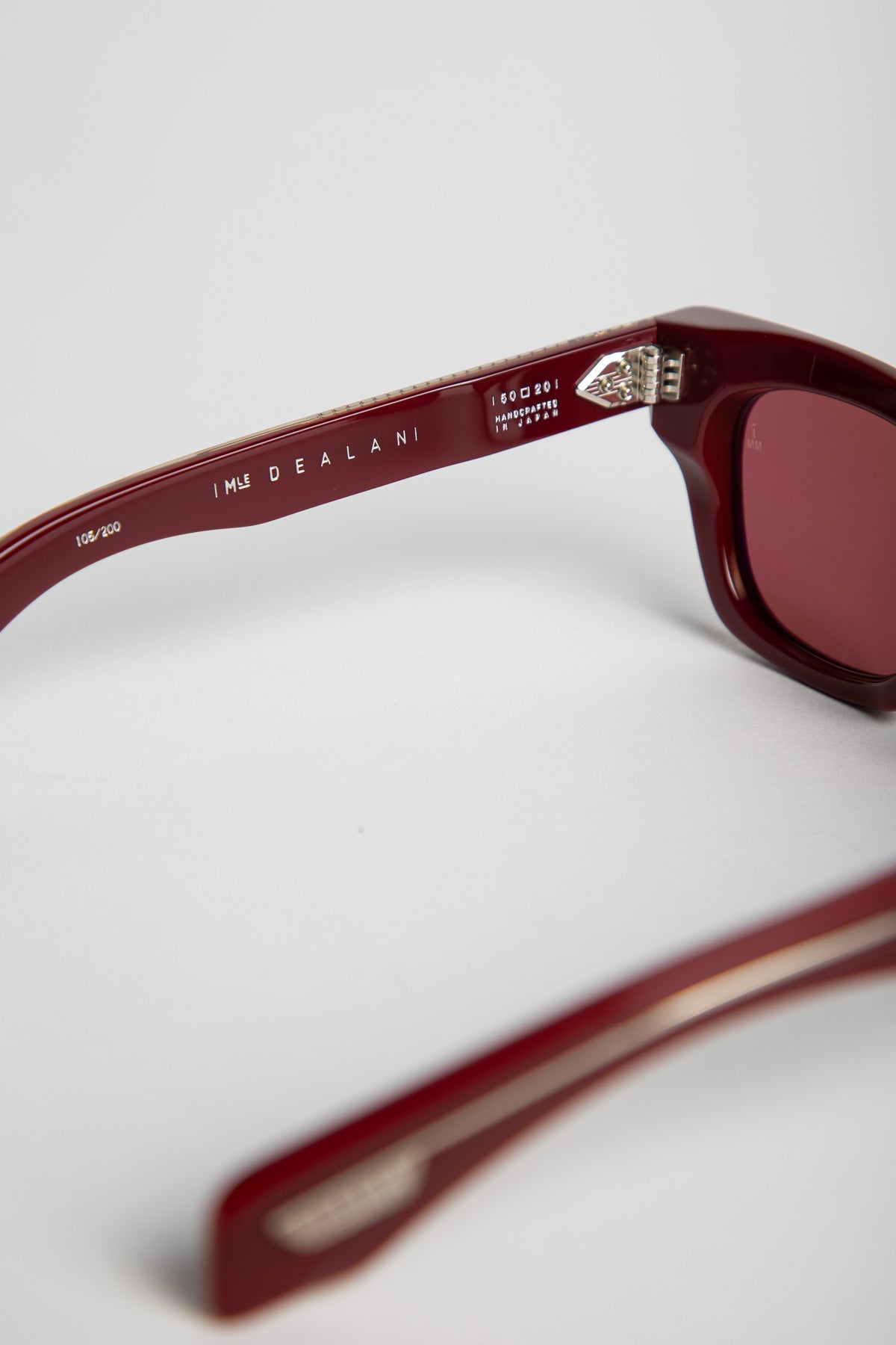 Jacques Marie Mage Dealan Epoxy II – Cassis
