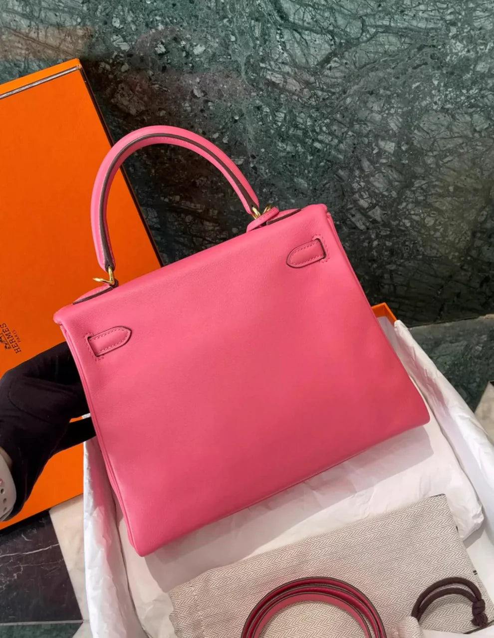 Hermès Kelly 25 – Pink - Zeuskicks