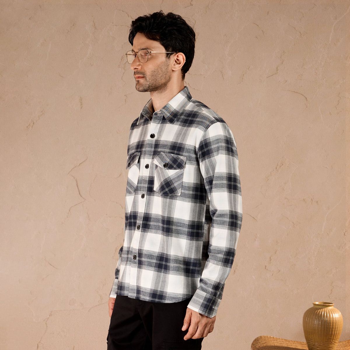 COTTON LIGHTWEIGHT FLANNEL SHIRT - NAVY by Warping Theories