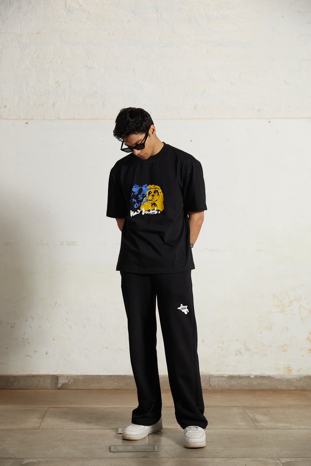'New Friends' tee by Kilogram