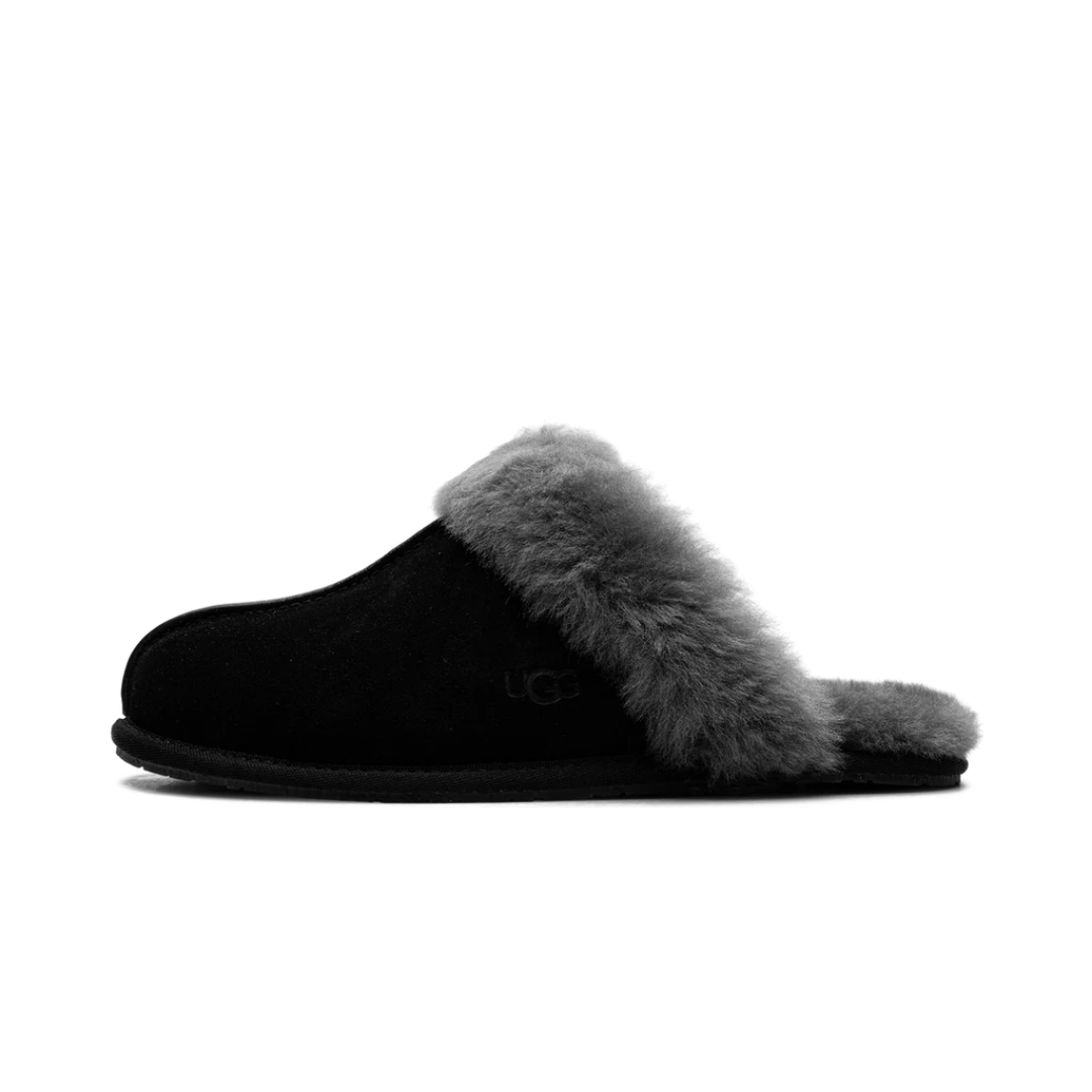 UGG Scuffette II Slipper (W) by UGG