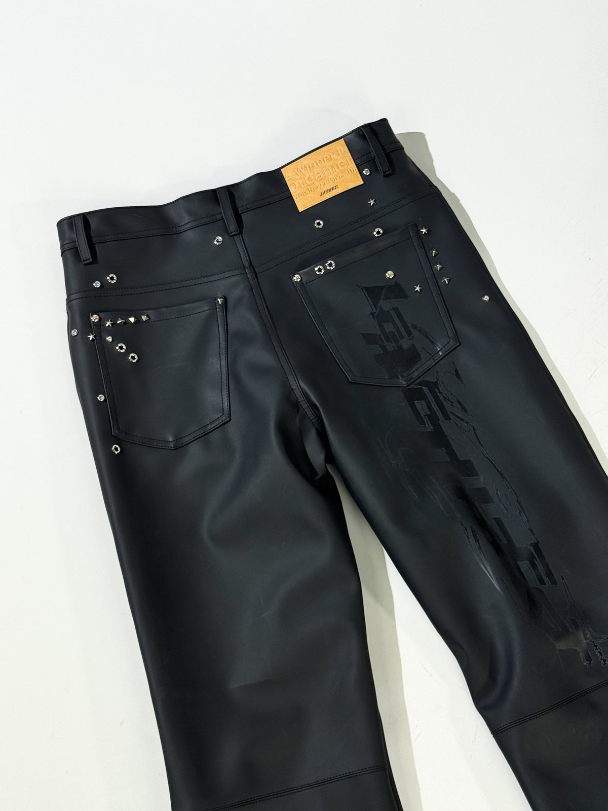 EL MENCHO LEATHER TRIP by Leave The Rest
