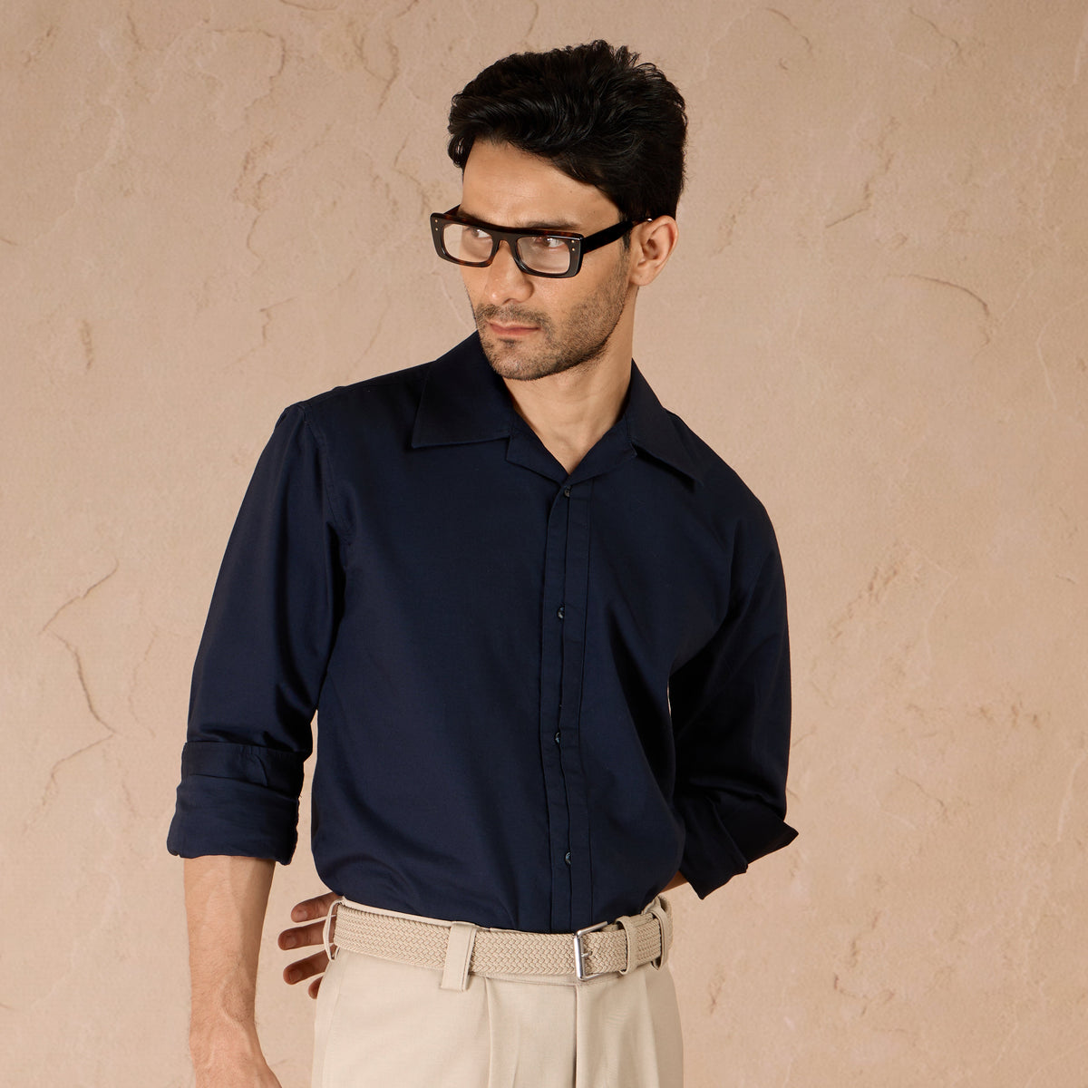HALF PLACKET COTTON OXFORD SHIRT - NAVY by Warping Theories