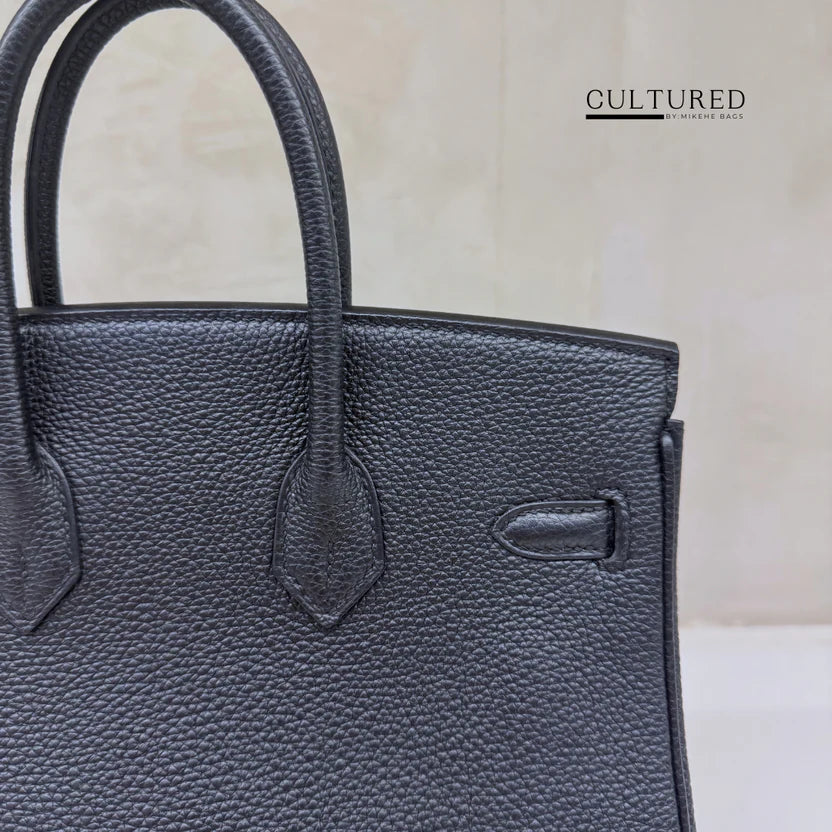 Hermès Birkin 25 – Togo Leather in Bleu Nuit with Gold Hardware