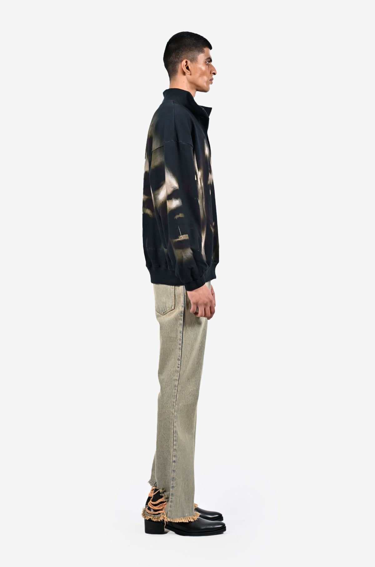 Howling sweatshirt by HUEMN