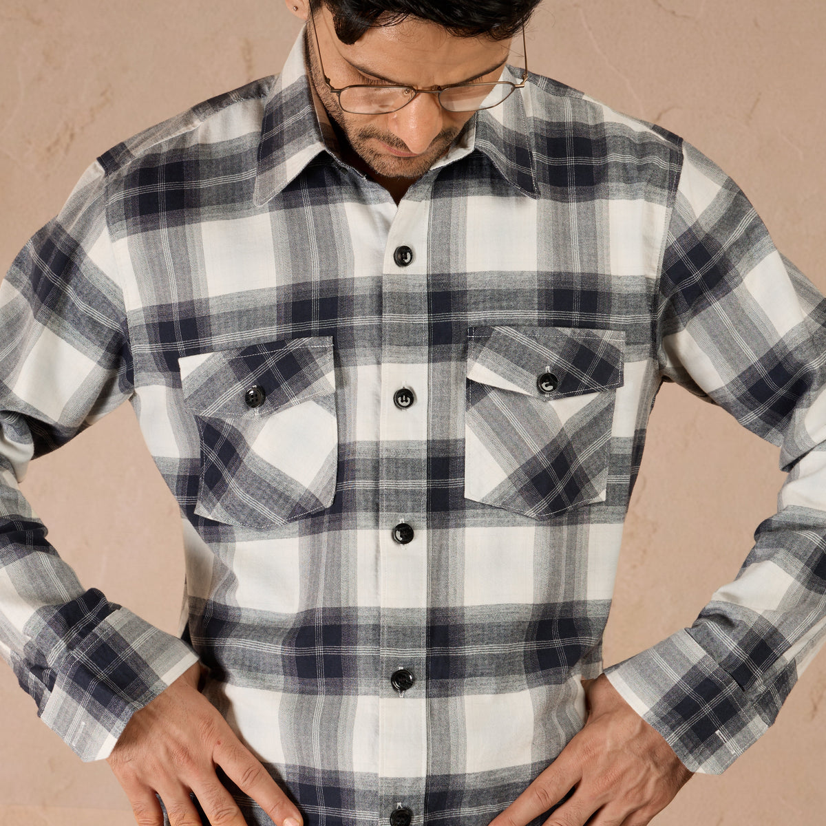 COTTON LIGHTWEIGHT FLANNEL SHIRT - NAVY by Warping Theories