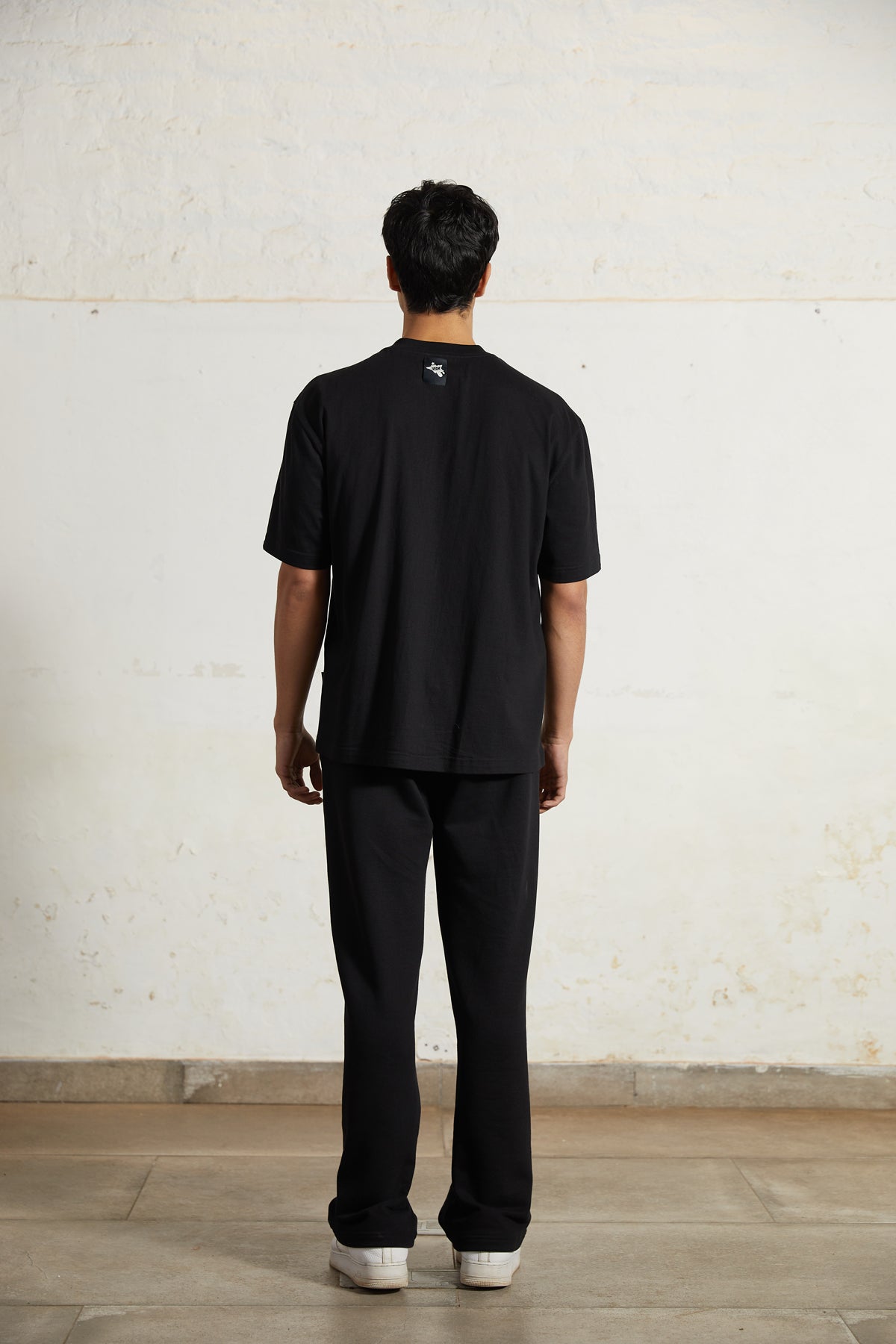 'New Friends' tee by Kilogram