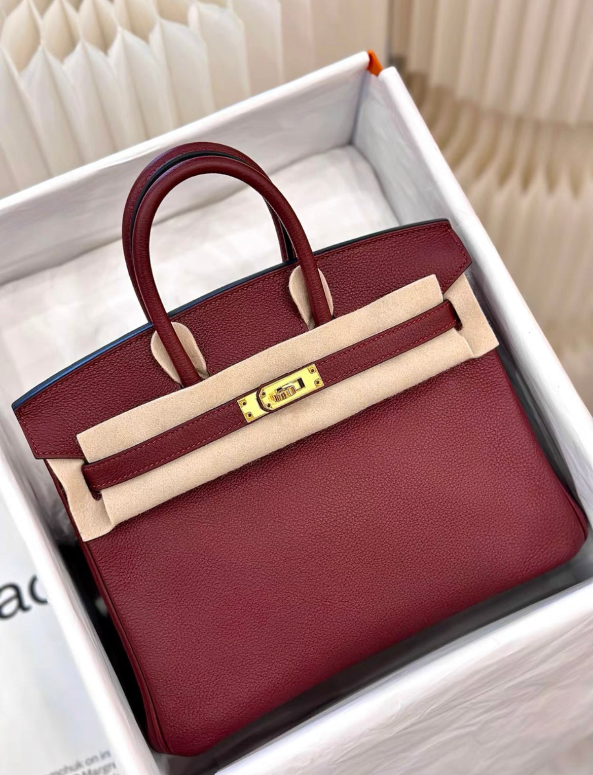 Hermès Birkin 25 – Burgundy Bordeaux Togo Leather with Gold Hardware