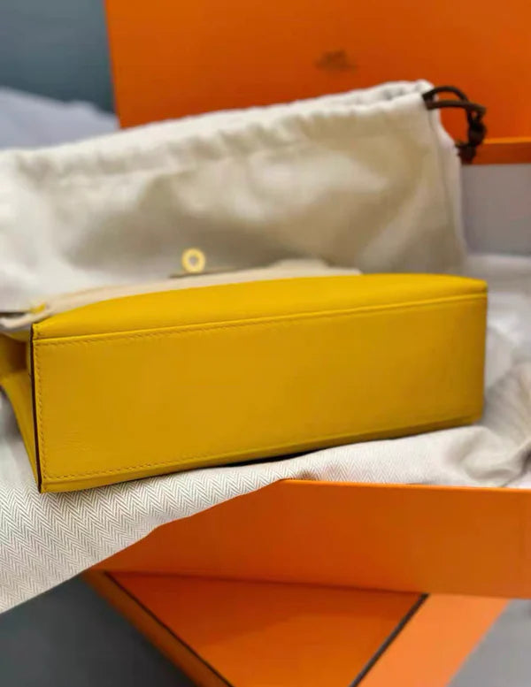 Hermès Kelly Pochette – Jaune Ambre Swift Leather with Gold Hardware