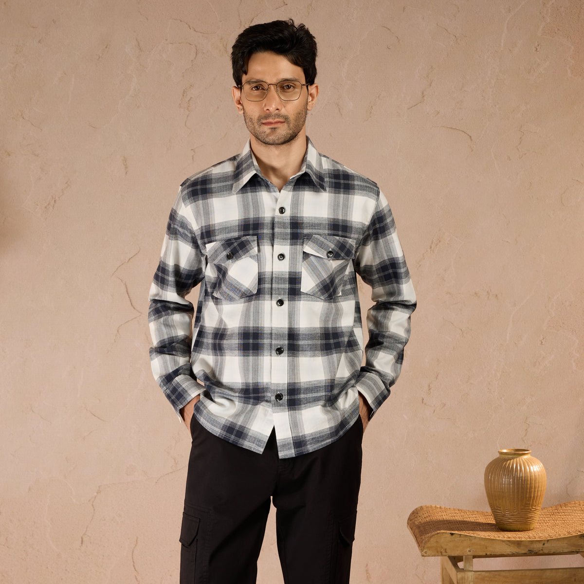 COTTON LIGHTWEIGHT FLANNEL SHIRT - NAVY by Warping Theories