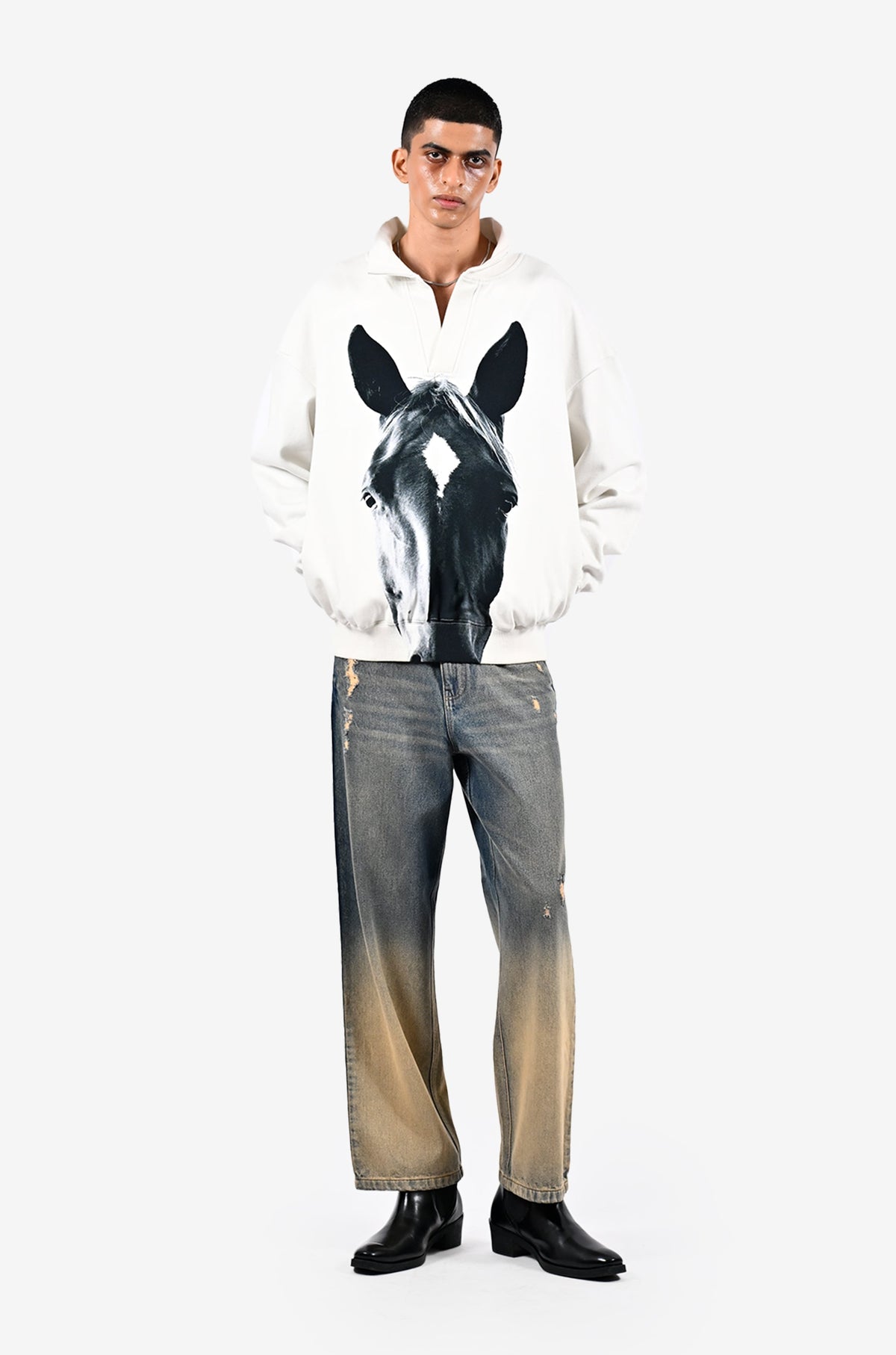 Horse printed sweatshirt - White by HUEMN