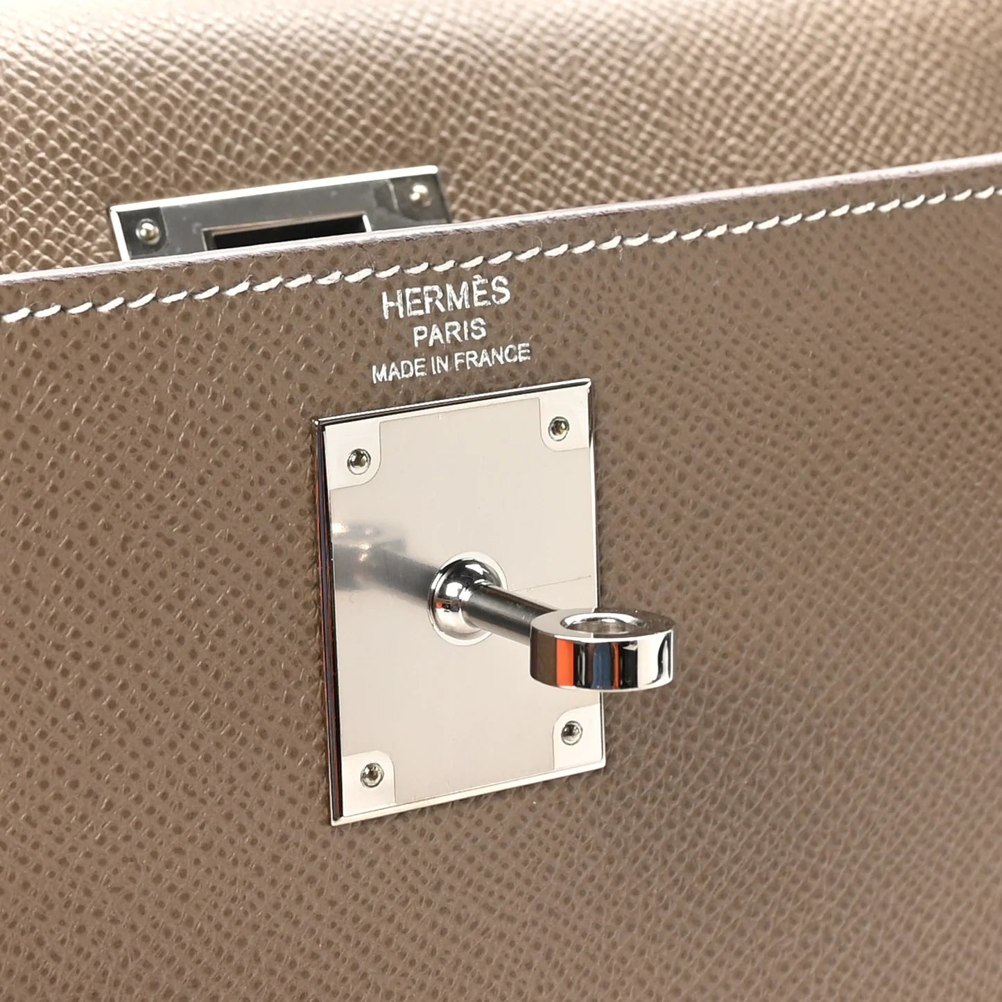 Hermès Kelly Sellier 28 – Epsom Leather in Etoupe with Palladium Hardware - Zeuskicks