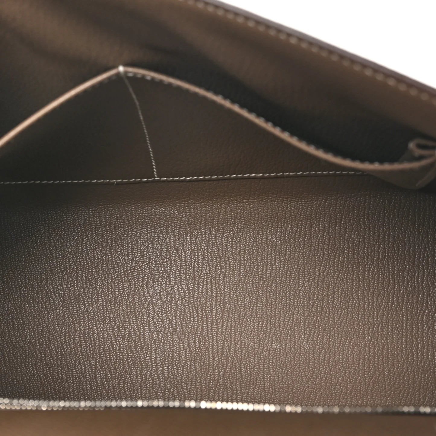 Hermès Kelly Sellier 28 – Epsom Leather in Etoupe with Palladium Hardware - Zeuskicks