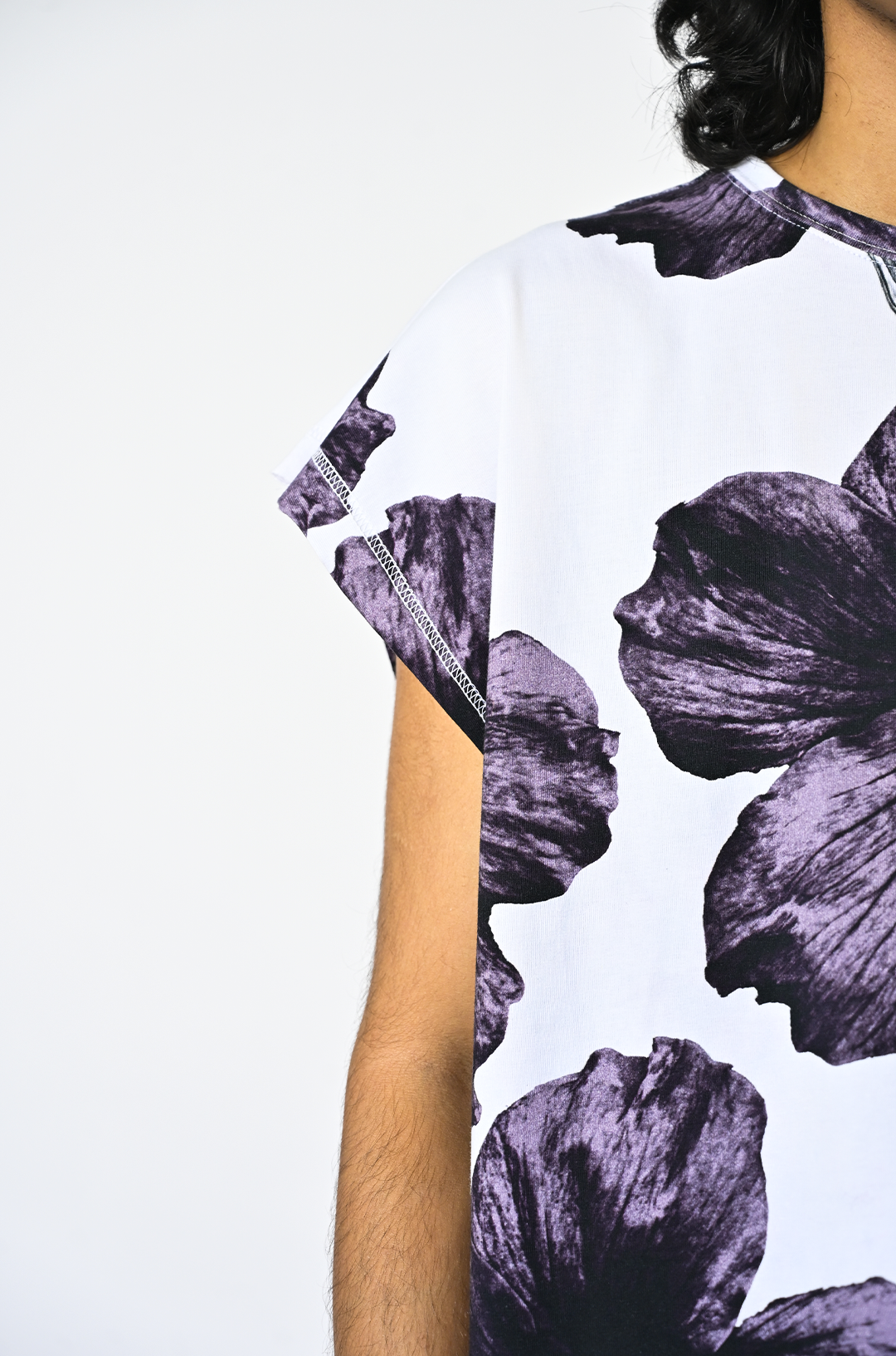 Tongue-printed cotton sleeveless top (Men's) by HUEMN