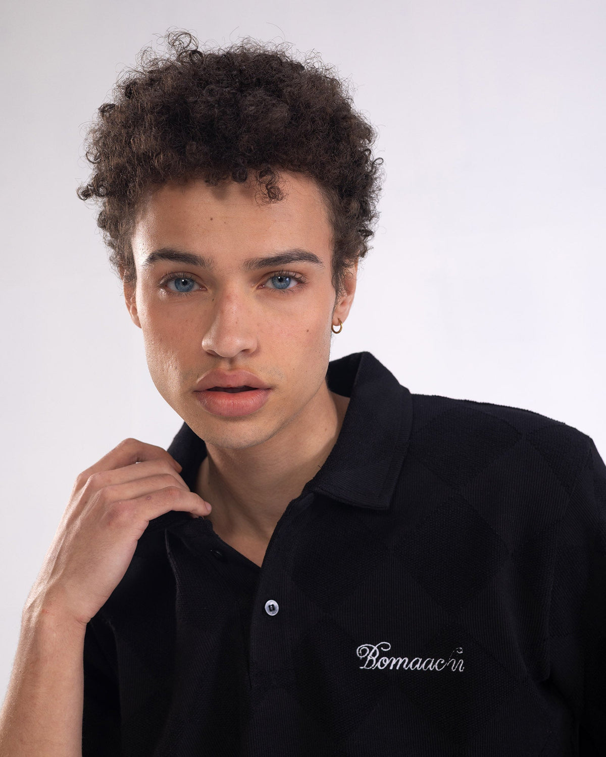 Textured Polo Black T-shirt (Regular Fit) by BOMAACHI