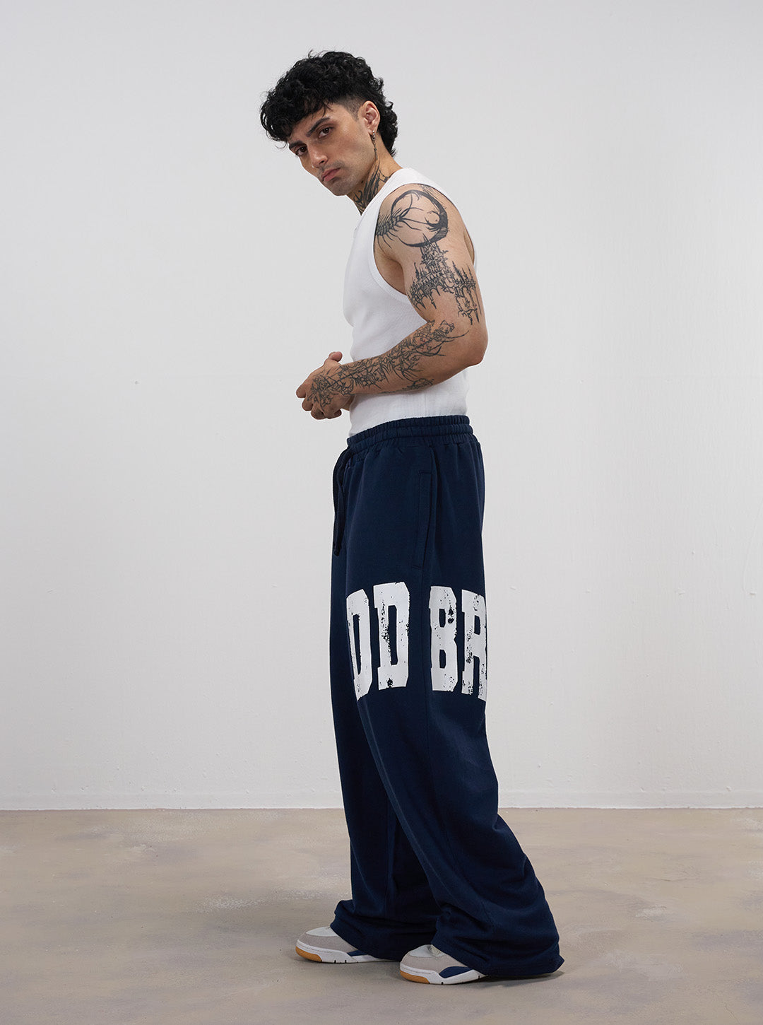 Baggy Pants Navy by DEADBEAR