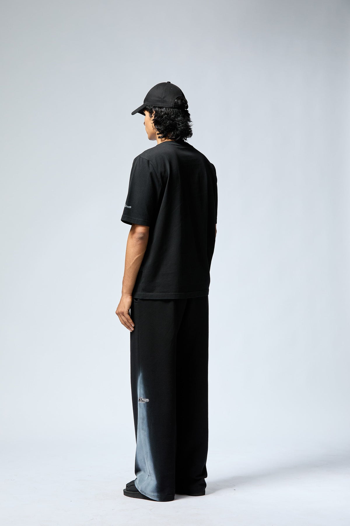'POST  DREAM' T-SHIRT by Kilogram