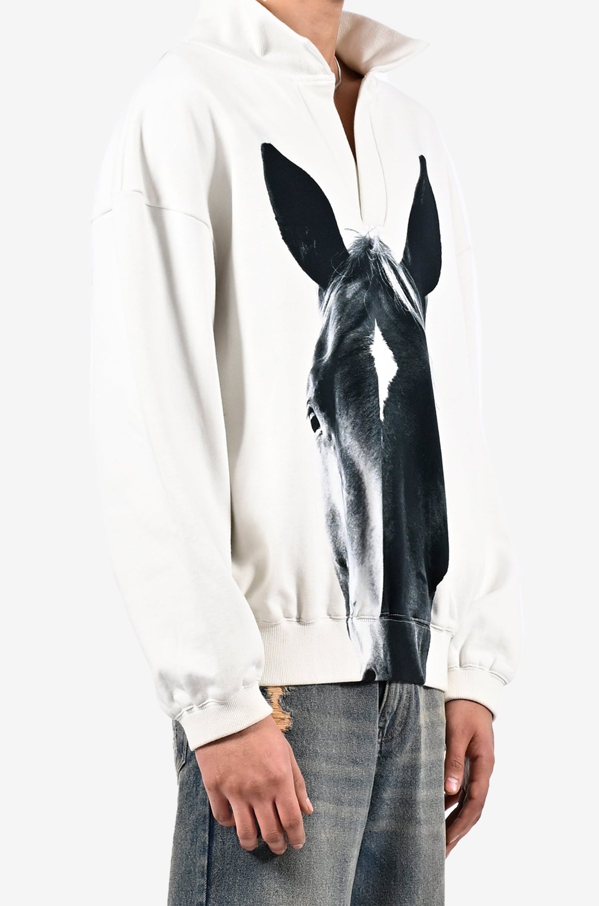 Horse printed sweatshirt - White by HUEMN