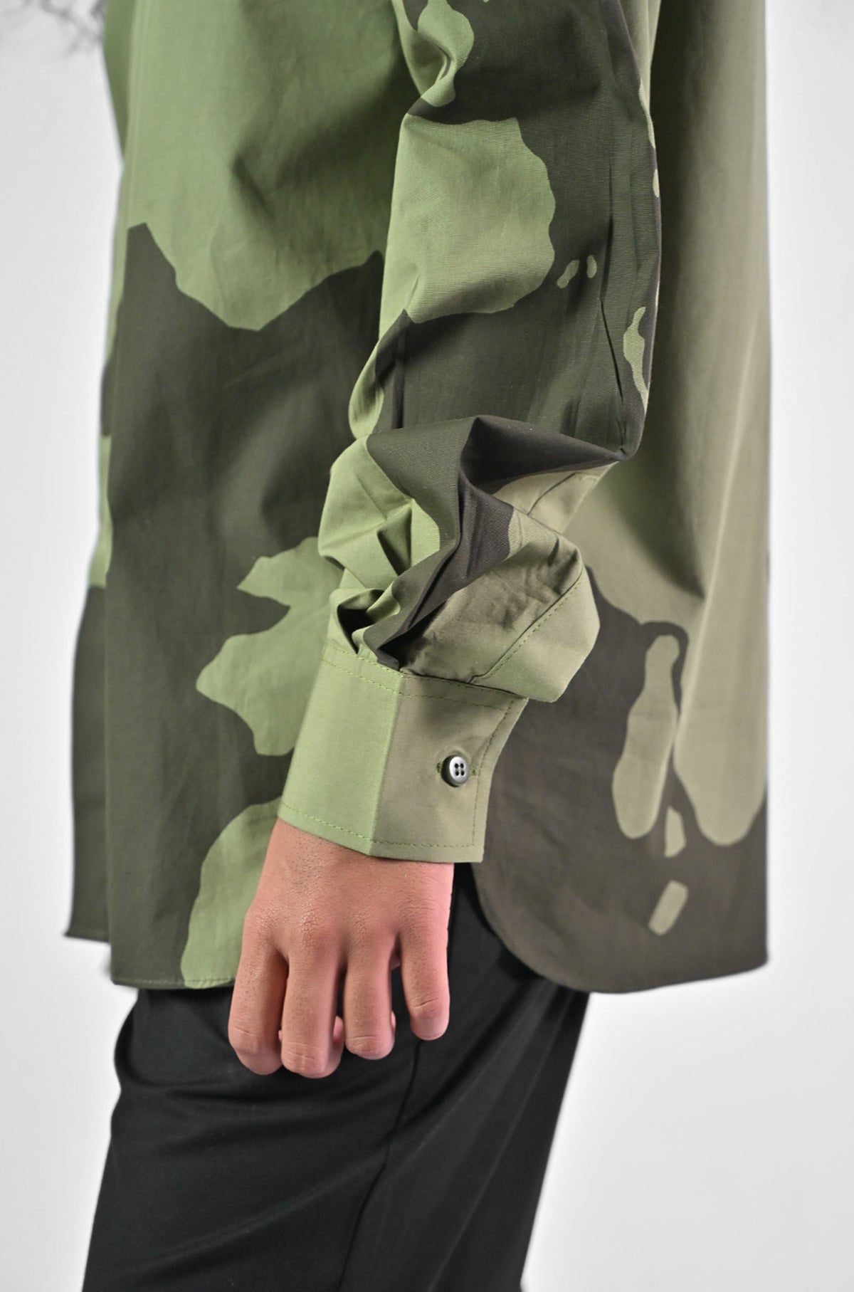HUEMN flesh shirt - Dark Green by HUEMN