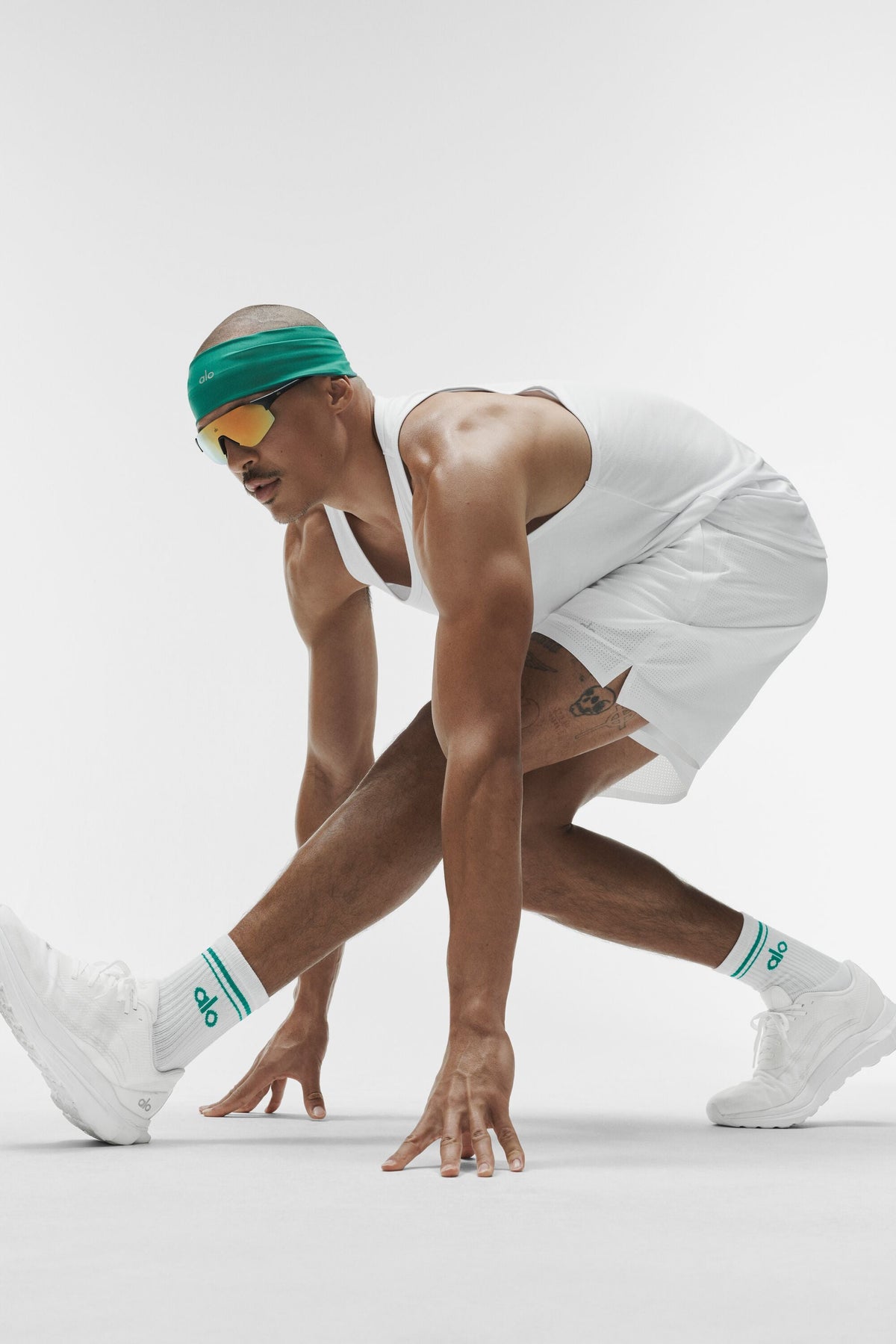 Alo Yoga Airlift Headband in Emerald Isle, product image 4 of 4