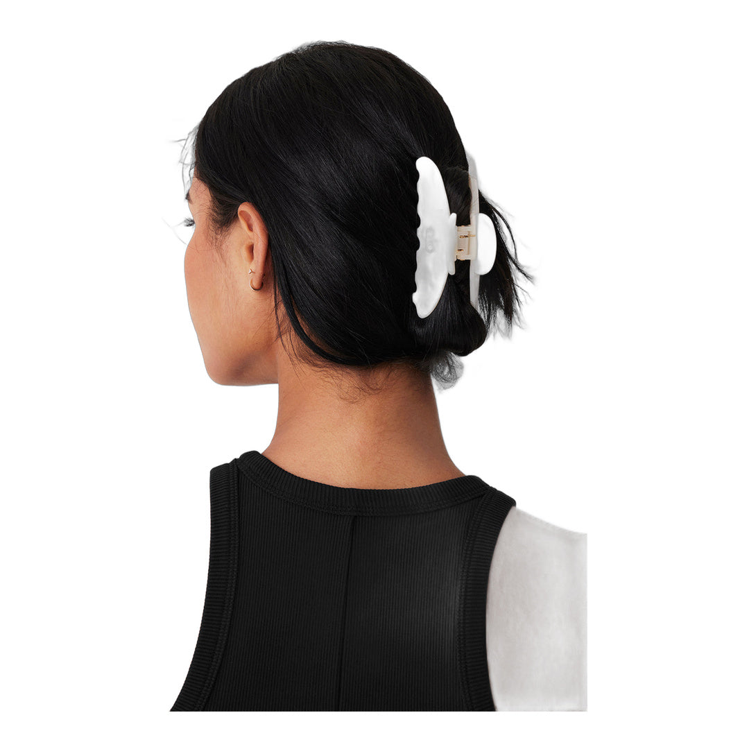 alo 90's Claw Clip - White Pearl by Alo Yoga