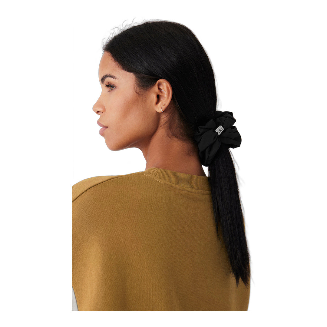 alo Bead It Oversized Scrunchie - Black by Alo Yoga