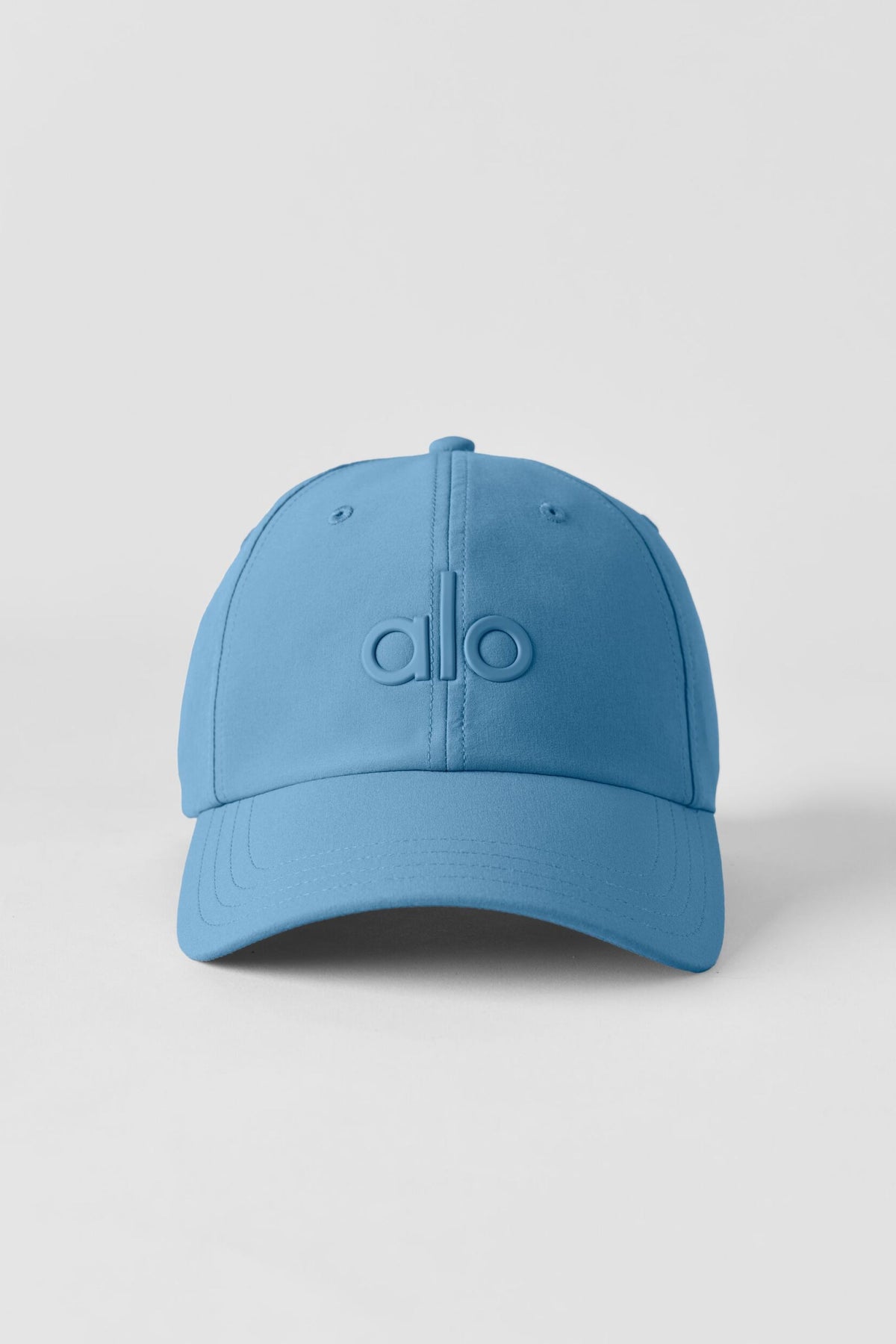 Alo Yoga Performance Off-Duty Cap in California Blue
