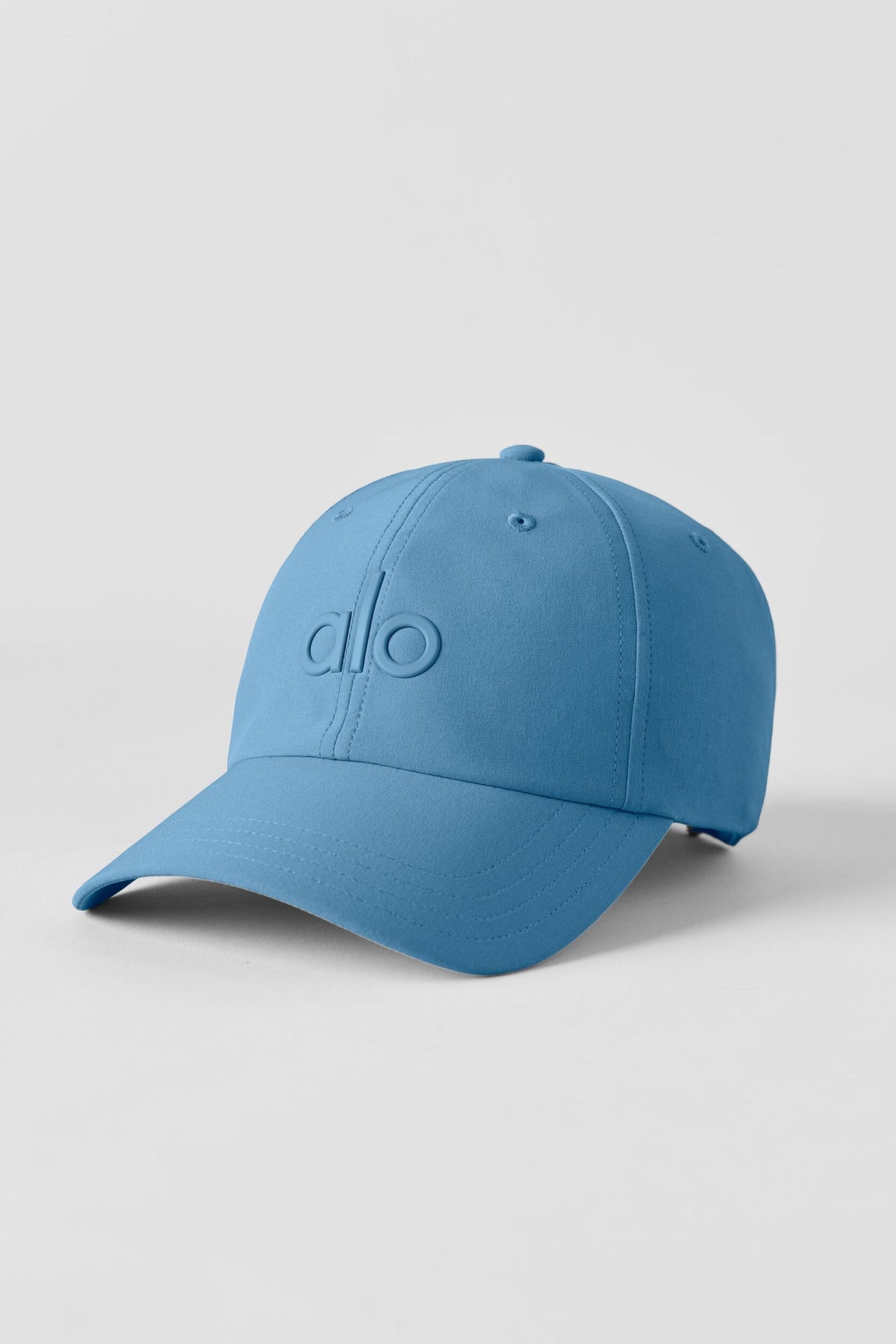 Alo Yoga Performance Off-Duty Cap in California Blue, product image 3 of 5