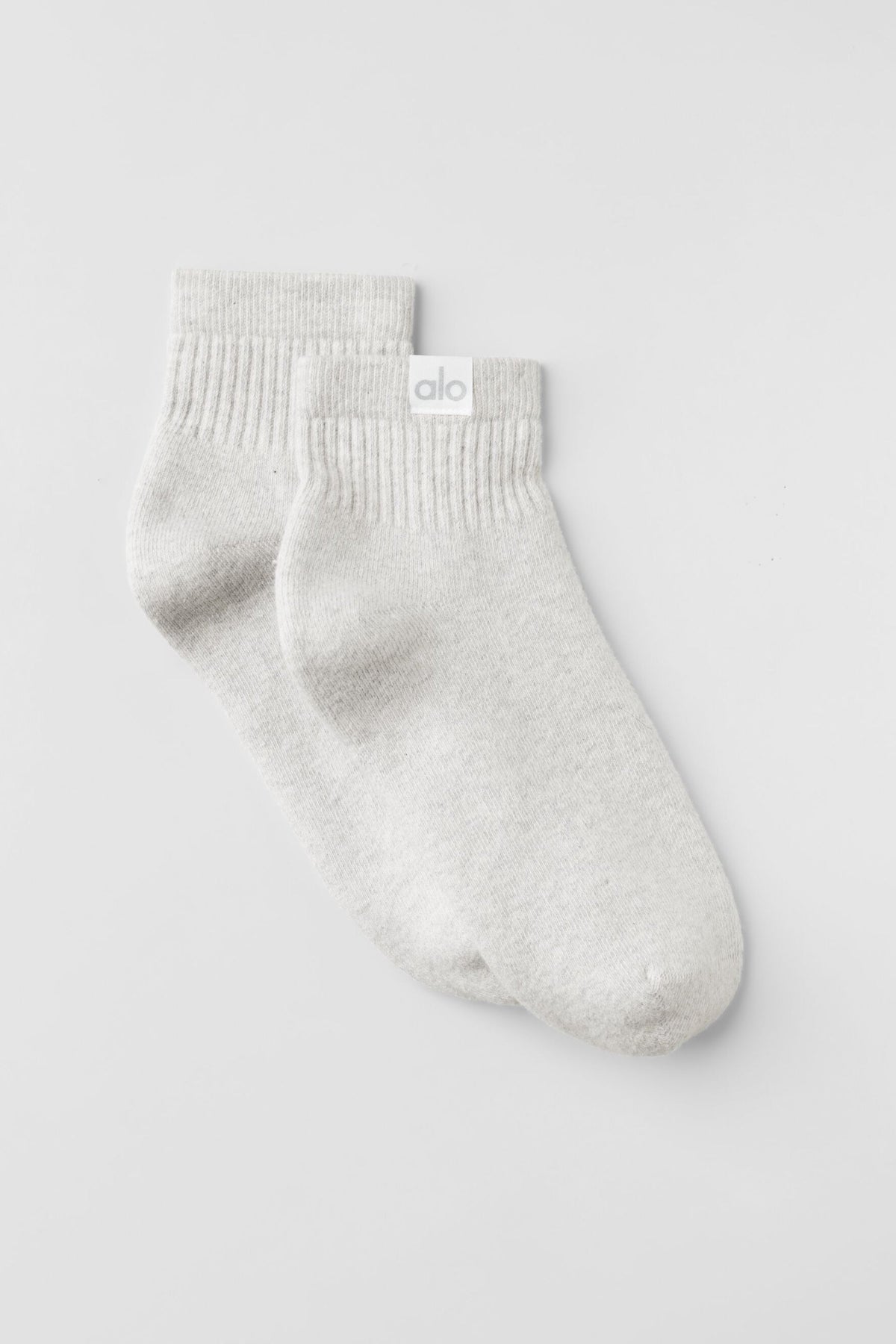 Alo Yoga Quarter Crew Street Sock in White Heather