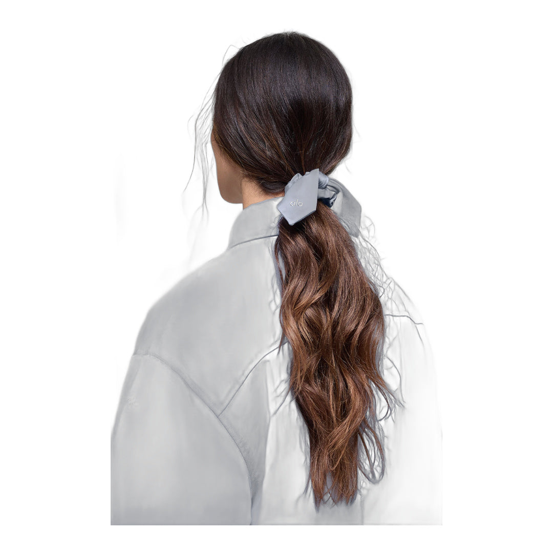 alo Airlift Rhythm Scrunchie - Winter Frost by Alo Yoga