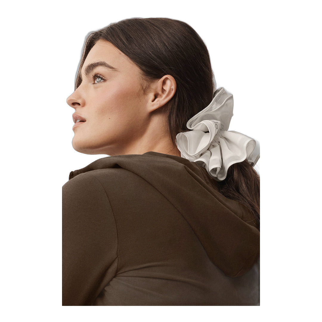 alo Mesh Sweet Nothing Oversize Scrunchie - Ivory by Alo Yoga