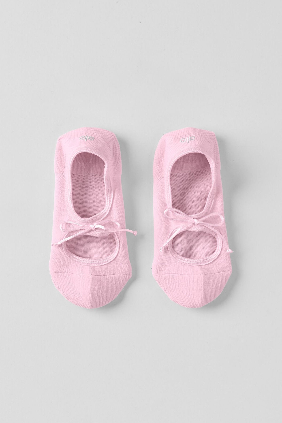 Alo Yoga Ballet Grip Sock in Pink Marshmallow