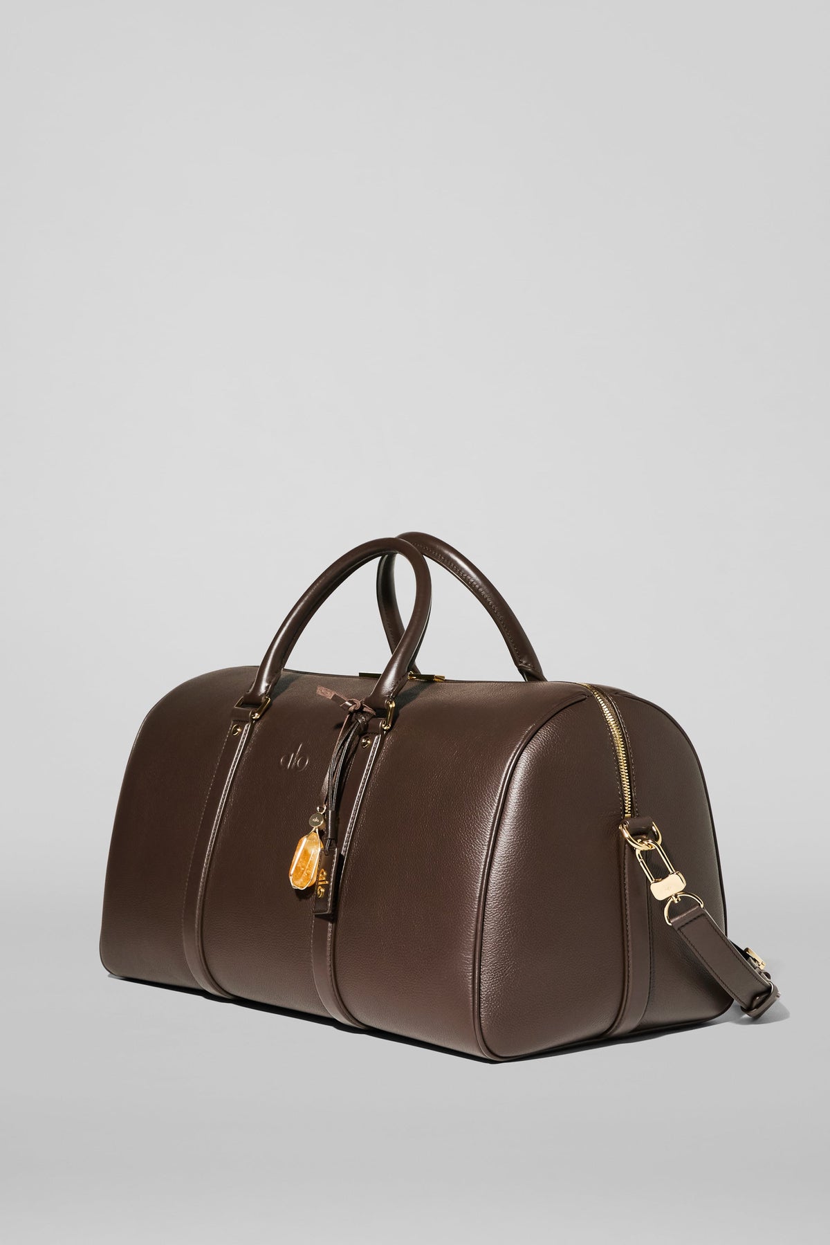 Alo Yoga Voyage Duffle in Espresso Leather, product image 3 of 8