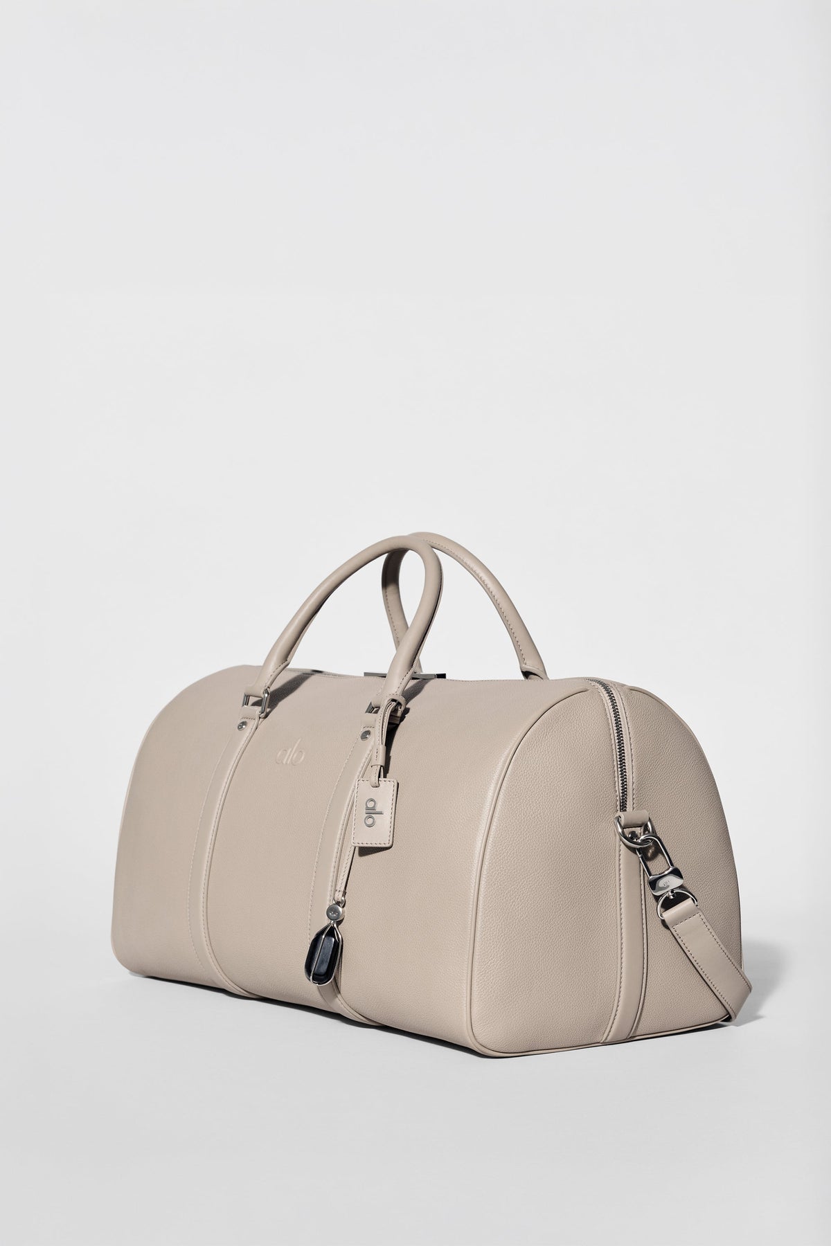 Alo Yoga Voyage Duffle in Gravel Leather, product image 3 of 6
