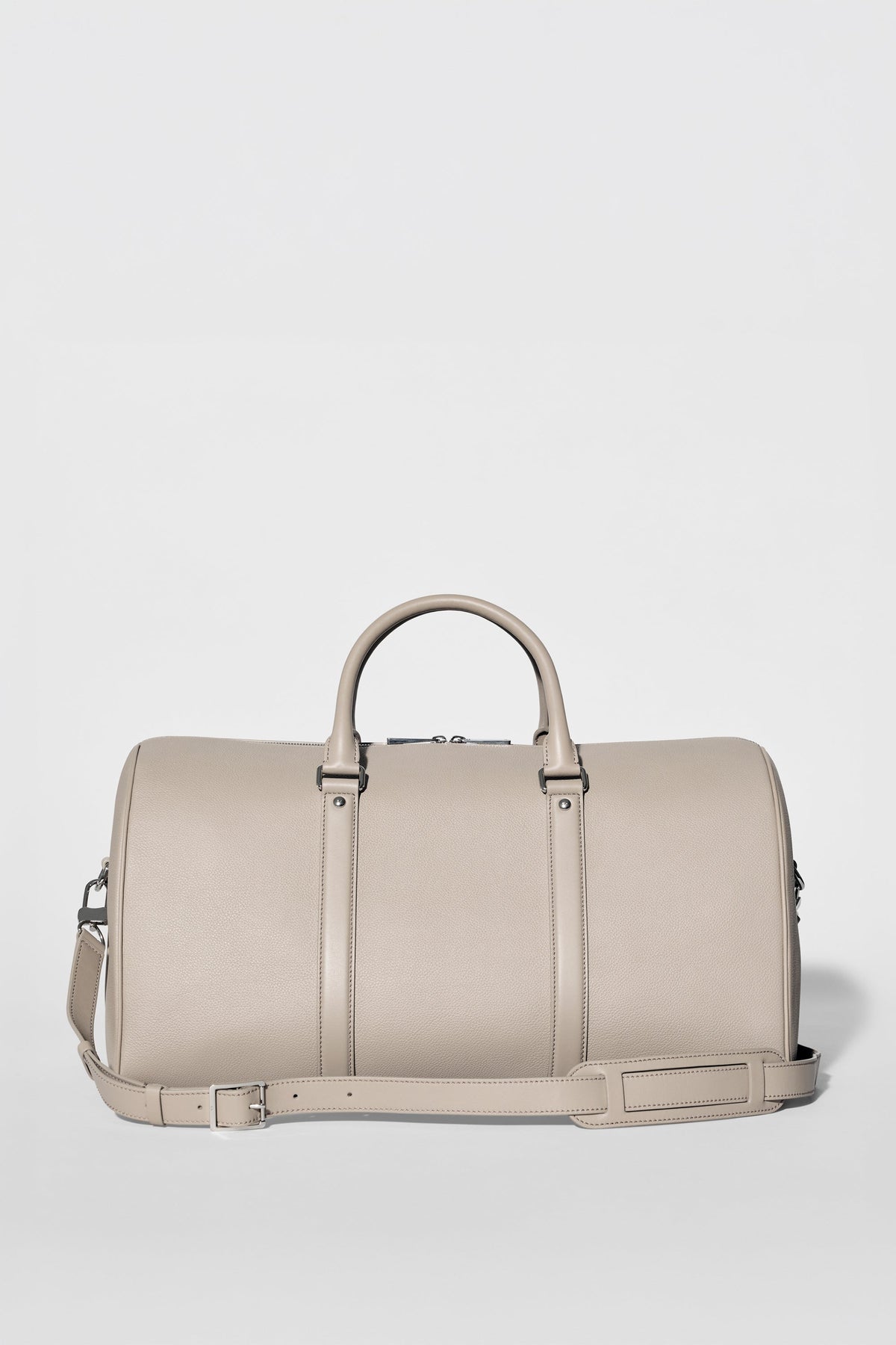 Alo Yoga Voyage Duffle in Gravel Leather, product image 2 of 6