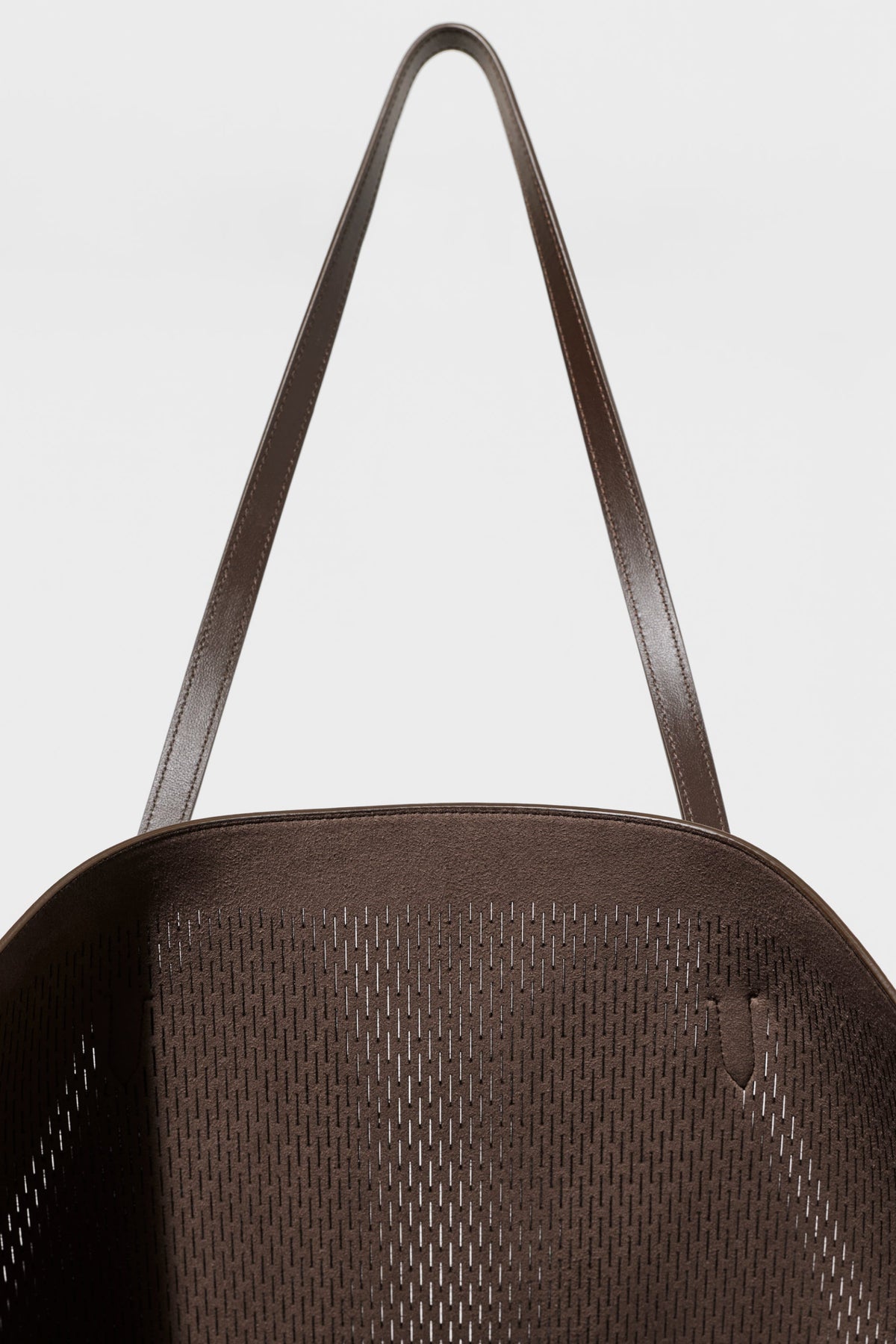Alo Yoga Leather Mesh Tranquility Tote in Espresso Leather Mesh, product image 5 of 6