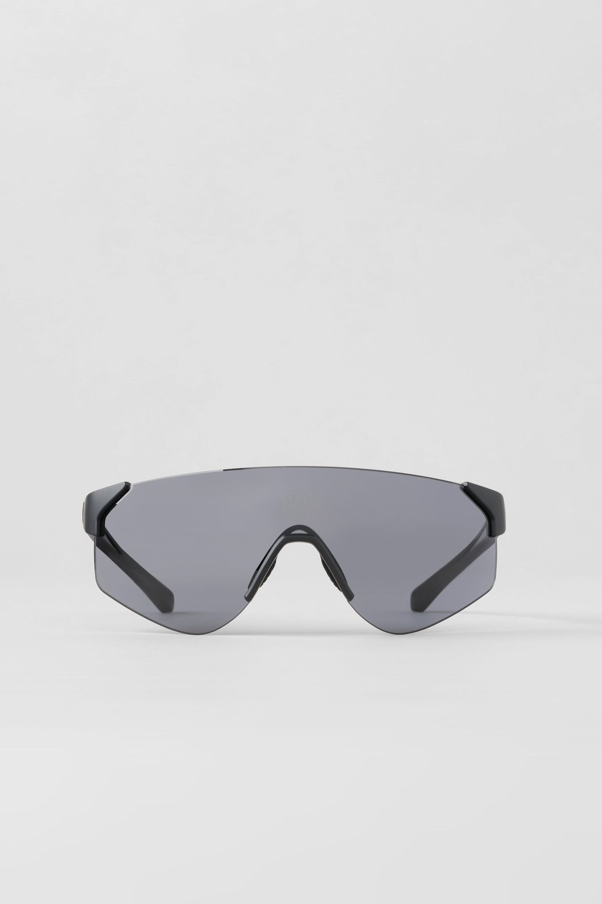Alo Yoga Speed Sunglasses in Black, product image 4 of 5